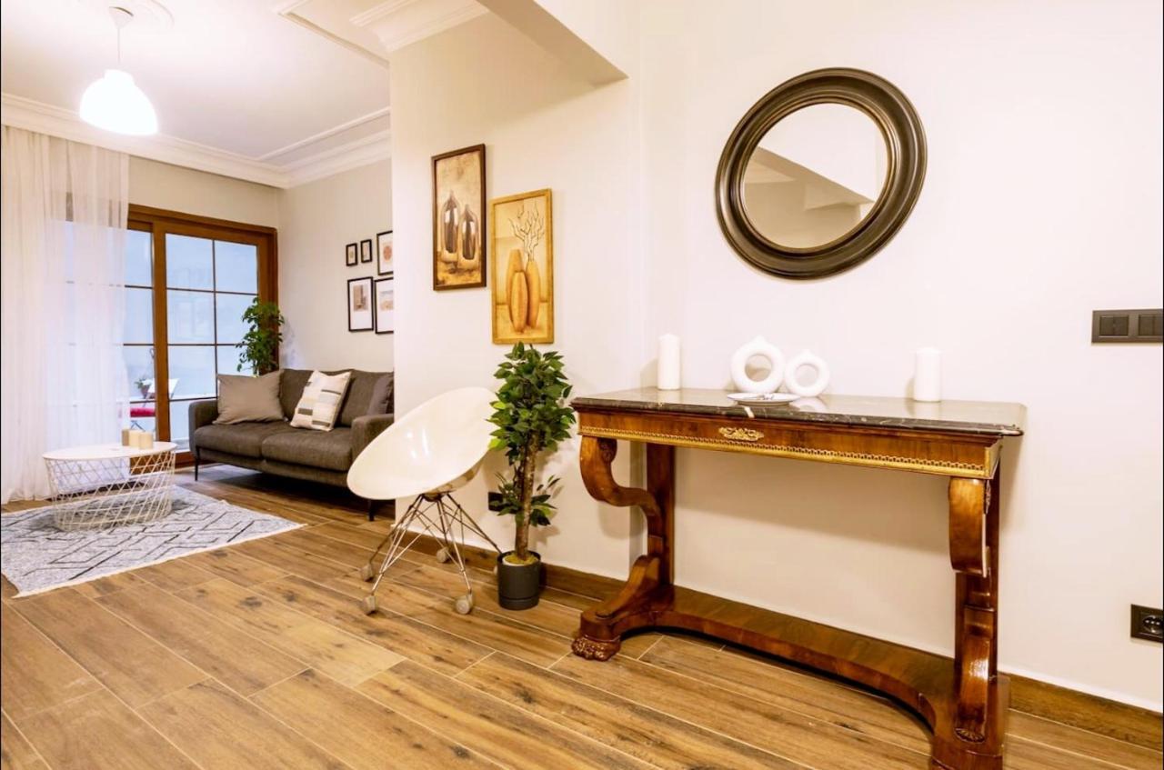 Spacious And Comfy 2Br In The Heart Of Cihangir Daire İstanbul Dış mekan fotoğraf