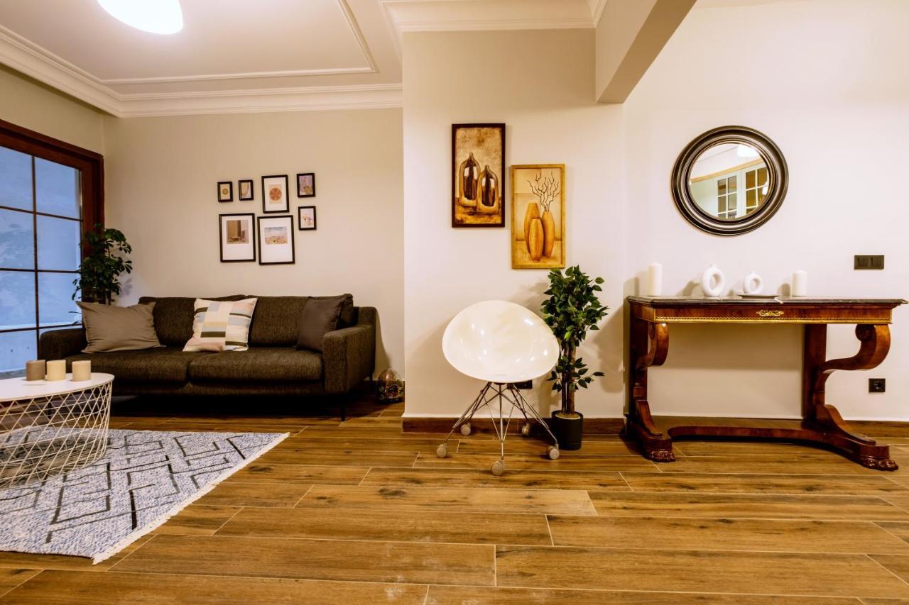 Spacious And Comfy 2Br In The Heart Of Cihangir Daire İstanbul Dış mekan fotoğraf